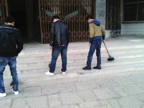 http://www3.kfu.edu.cn/yxzd/gjjyb/upload/20130305/20130305180836313.jpg