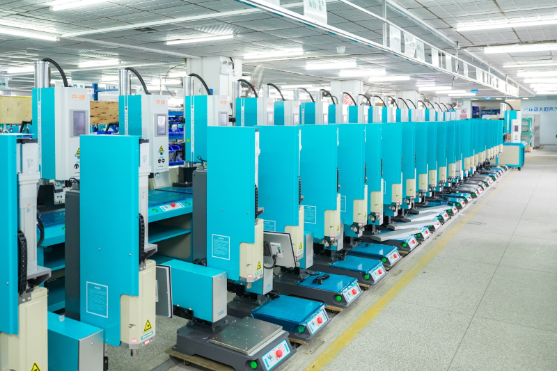 苏州乾荣超声波焊接机在公仔玩具焊接中的应用及优势